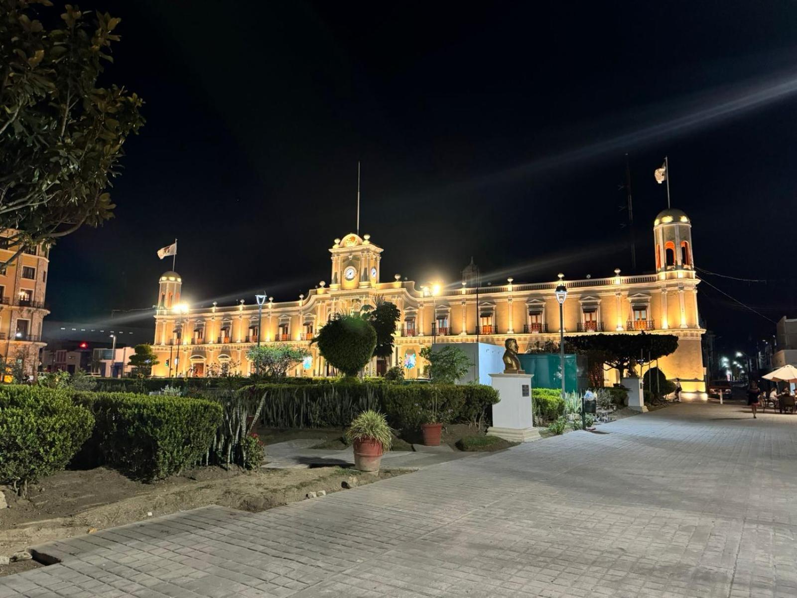 Hotel El Mexicano Tepic Centro Eksteriør bilde